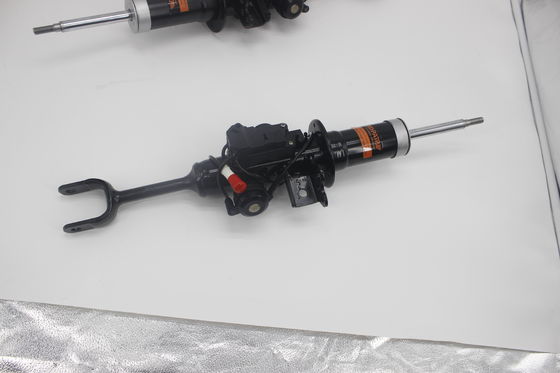 เครื่องปรับความช็อคที่เปลี่ยนได้ด้านหน้า 37116796925 37116796926 สําหรับ BMW F02